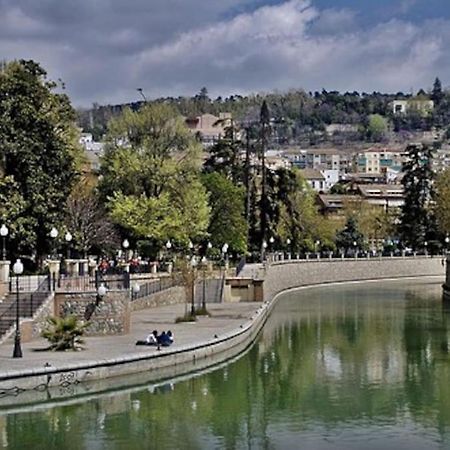 Hogar Del Lirio Leilighet Granada Eksteriør bilde